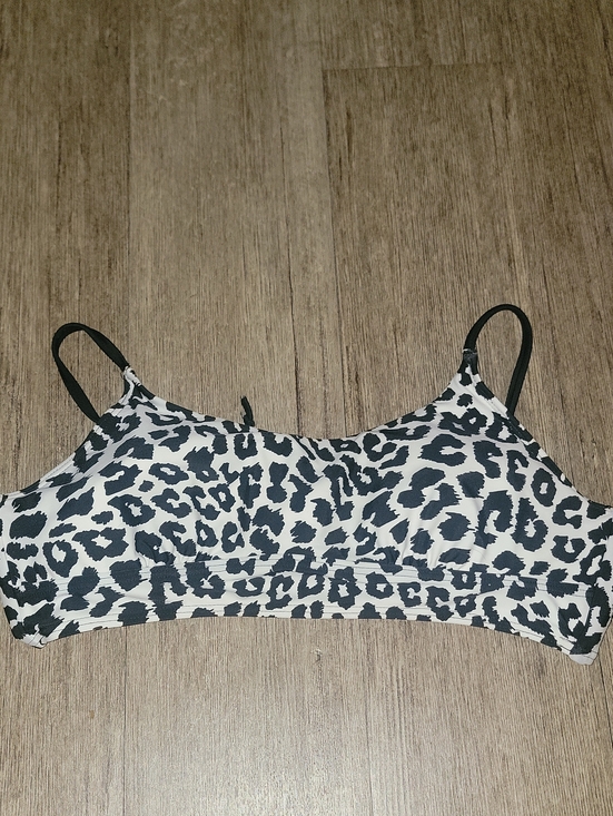 Calvin Klein Other - Women's Leopard Print Lightweight Bathing Suit Top - Black & White